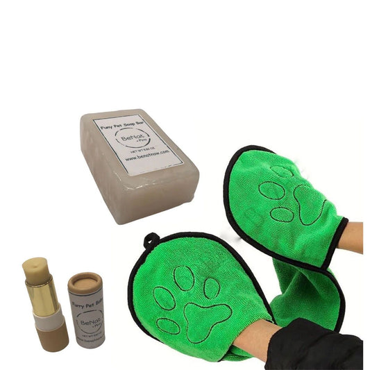 PawCounter.com pet grooming bundle with green microfiber paw print gloves and pet shampoo bar