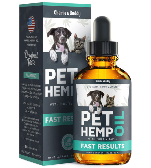 Charlie & Buddy pet hemp oil for dogs and cats with multivitamin in amber dropper bottle and packaging