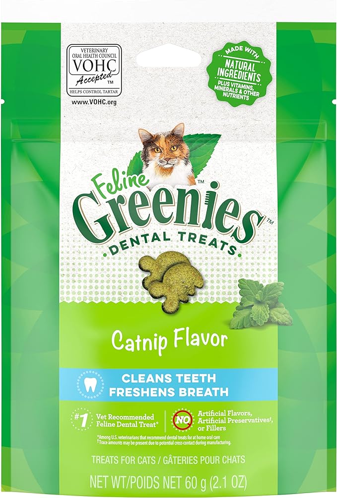Feline Greenies Dental Cat Treats in Catnip Flavor for Fresh Breath and Clean Teeth, ideal cat dental treats