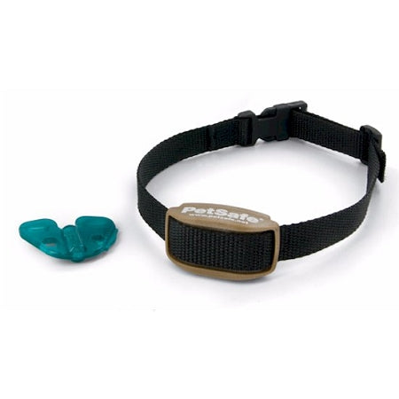 PetSafe Pawz Away Collar black adjustable wireless pet fence collar with green boundary flags